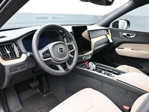New 2026 Volvo XC60 B5 Plus w/ Protection Package Premier image 7