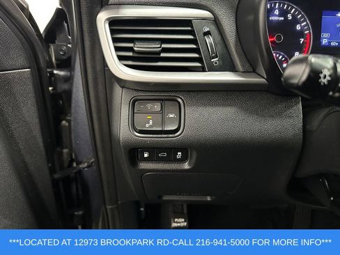 Used 2020 Kia Optima LX FWD image 11