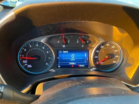 Used 2024 Chevrolet Equinox LT FWD image 30