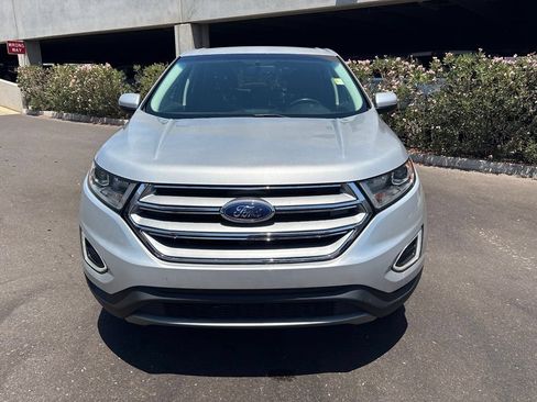 Used 2018 Ford Edge SEL w/ Equipment Group 201A FWD image 2