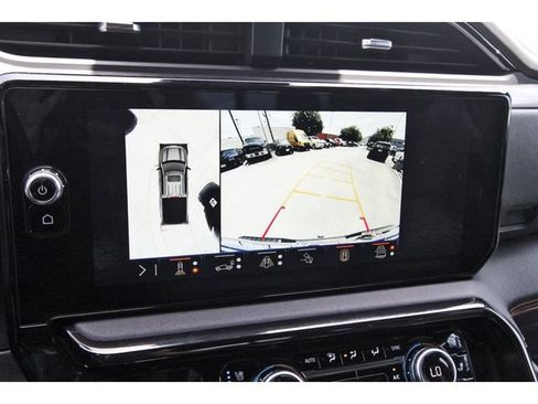 Used 2024 GMC Sierra 1500 AT4 w/ Technology Package AWD/4WD image 23