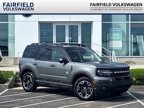 Used 2025 Ford Bronco Sport Outer Banks w/ Outer Banks Tech Package+ AWD/4WD image 1