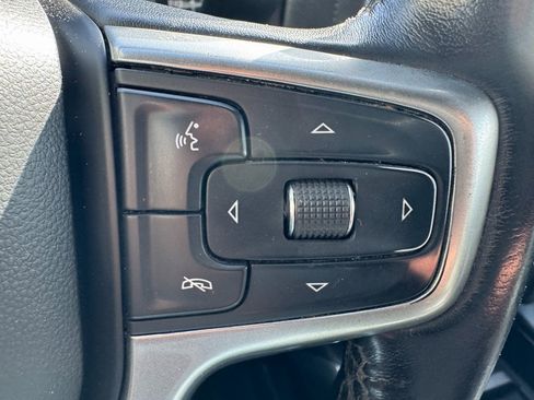 Used 2020 Chevrolet Silverado 2500 LTZ w/ LTZ Convenience Package image 17