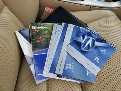 Used 2005 Acura TL image 25