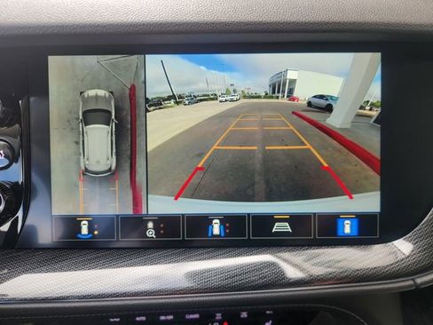 Used 2023 Buick Envision Essence w/ Technology Package I image 17