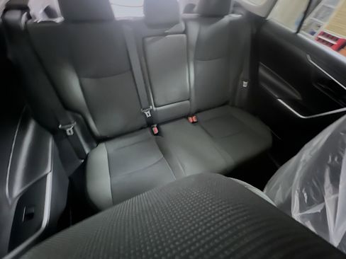 Used 2024 Toyota RAV4 LE image 33