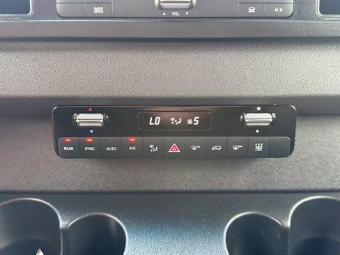 Used 2024 Mercedes-Benz Sprinter 2500 image 21