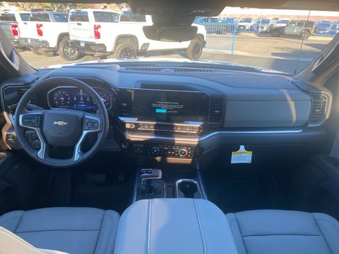 New 2026 Chevrolet Silverado 1500 LTZ w/ LTZ Premium Package image 3