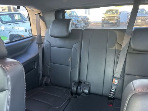 Used 2018 GMC Yukon SLT w/ Open Road Package image 31