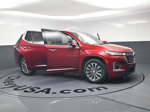 Used 2023 Chevrolet Traverse Premier w/ LPO, Floor Liner Package image 15