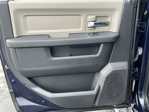 Used 2012 RAM 1500 Big Horn w/ Luxury Group image 33