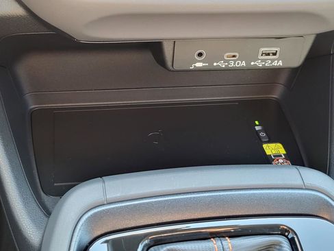 Certified 2025 Subaru Crosstrek 2.5i Limited w/ Crosstrek Mirror Package image 26