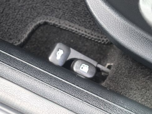 Certified 2024 Kia Forte LX FWD image 17