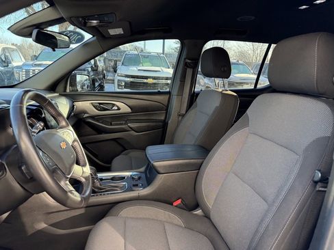 Certified 2022 Chevrolet Traverse LT image 17