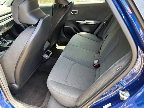 Used 2025 Kia K4 FWD image 27