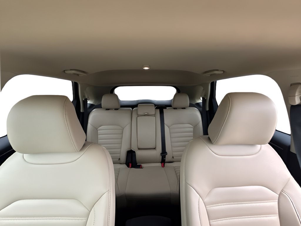 Used 2023 Ford Edge SEL w/ Convenience Package AWD/4WD image 26