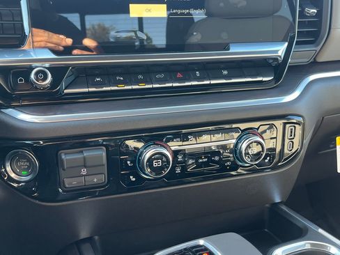 New 2026 GMC Sierra 1500 SLT w/ SLT Premium Plus Package image 29