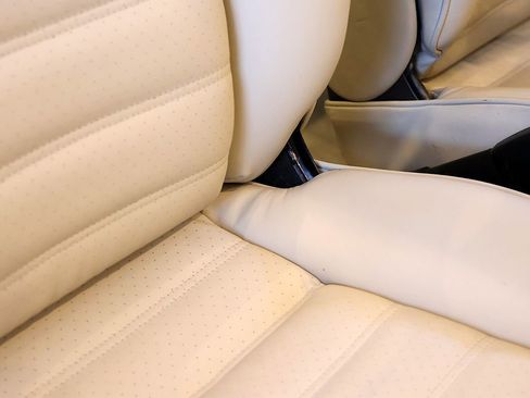 Used 1988 Porsche 911 Carrera image 45