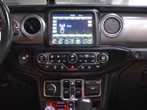 Used 2021 Jeep Gladiator Rubicon image 28