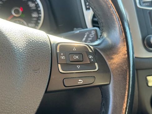 Used 2017 Volkswagen Tiguan S AWD/4WD image 25