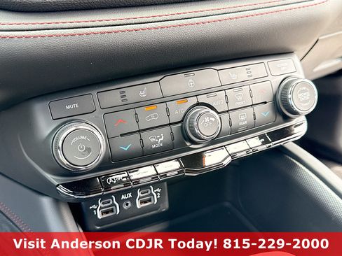 New 2026 Dodge Durango GT w/ Blacktop Package AWD/4WD image 11