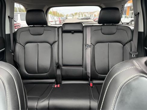 Used 2024 Jeep Grand Cherokee Limited 4xe image 27