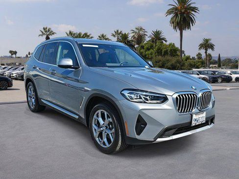 Used 2024 BMW X3 sDrive30i w/ Premium Package image 3