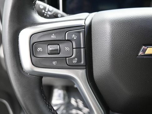 Used 2023 Chevrolet Silverado 1500 LT AWD/4WD image 14