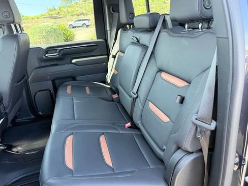 Used 2024 GMC Sierra 2500 AT4 w/ AT4 Premium Plus Package image 16