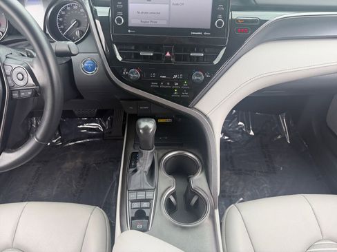 Certified 2024 Toyota Camry SE w/ Audio Upgrade Package FWD image 11