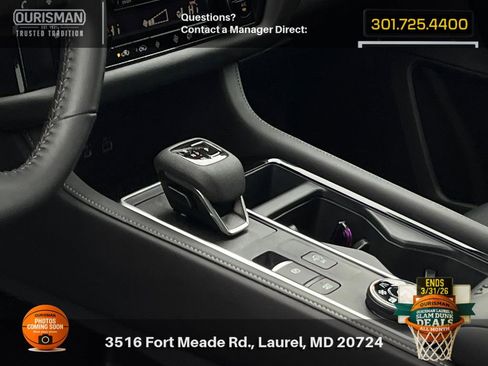 Used 2025 Nissan Pathfinder SV w/ SV Premium Package image 14