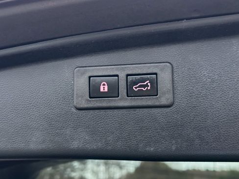 Certified 2023 Subaru Outback Touring image 13