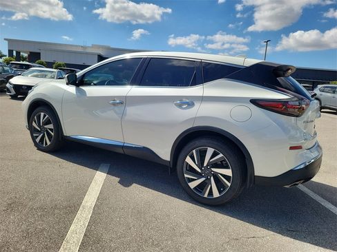 Used 2024 Nissan Murano SL image 6