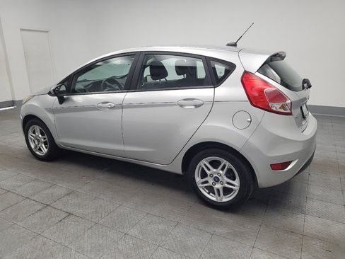 Used 2019 Ford Fiesta SE FWD image 3