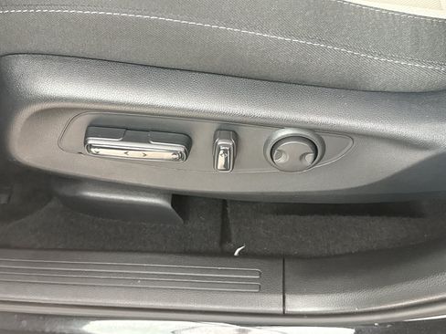 Certified 2026 Honda CR-V EX image 22