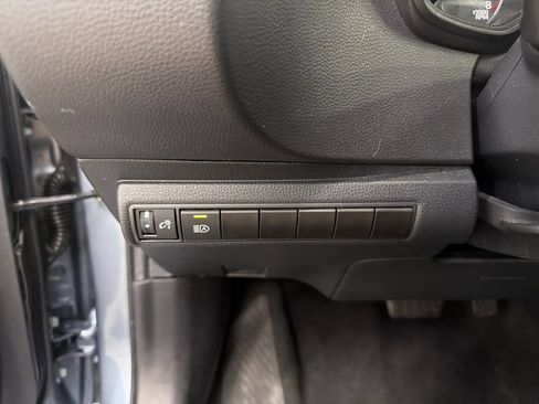 Used 2024 Toyota Corolla LE FWD image 29
