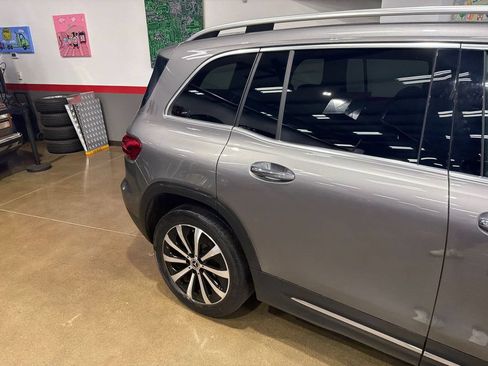 Used 2022 Mercedes-Benz GLB 250 4MATIC image 31