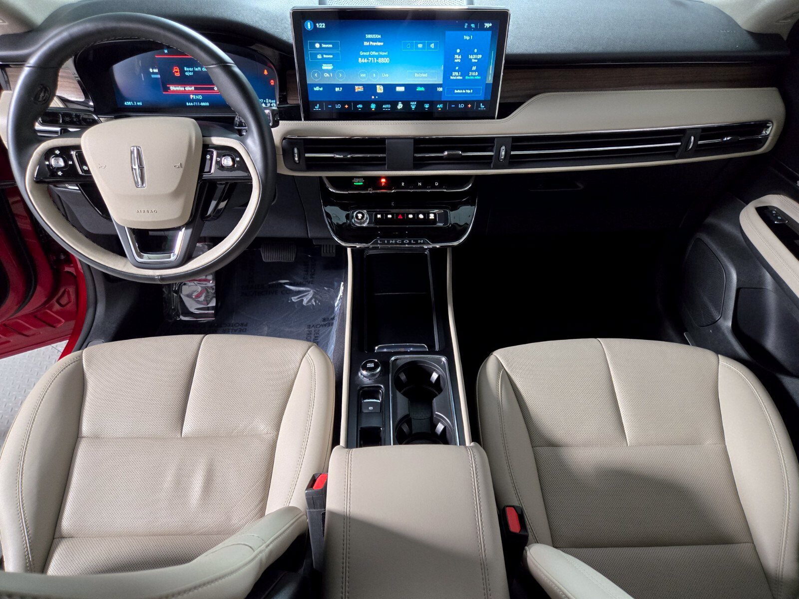 Used 2026 Lincoln Corsair Grand Touring AWD/4WD image 13