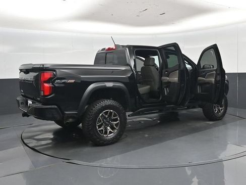 Used 2024 Chevrolet Colorado ZR2 AWD/4WD image 52