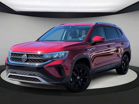 Used 2022 Volkswagen Taos SE w/ IQ.Drive SE Package image 1