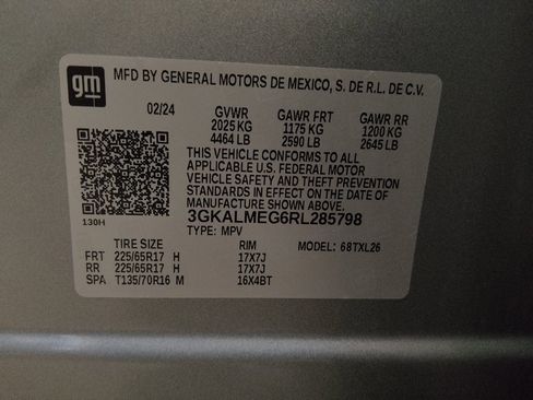 Used 2024 GMC Terrain SLE FWD image 33