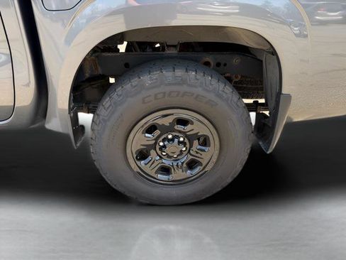 Used 2022 Nissan Frontier S w/ Technology Package AWD/4WD image 17
