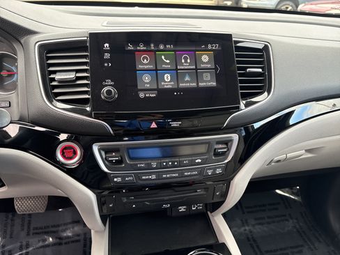 Used 2019 Honda Pilot Touring image 22