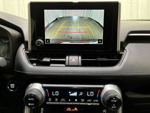 Certified 2025 Toyota RAV4 XLE AWD/4WD image 17