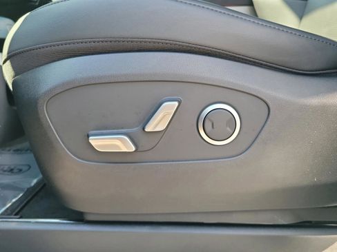 New 2026 Hyundai Ioniq 9 SEL image 9