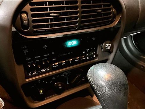 Used 1999 Plymouth Prowler Base image 22