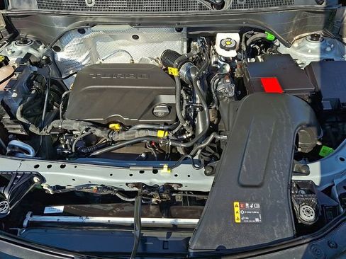 Used 2025 Buick Envista Avenir FWD image 31