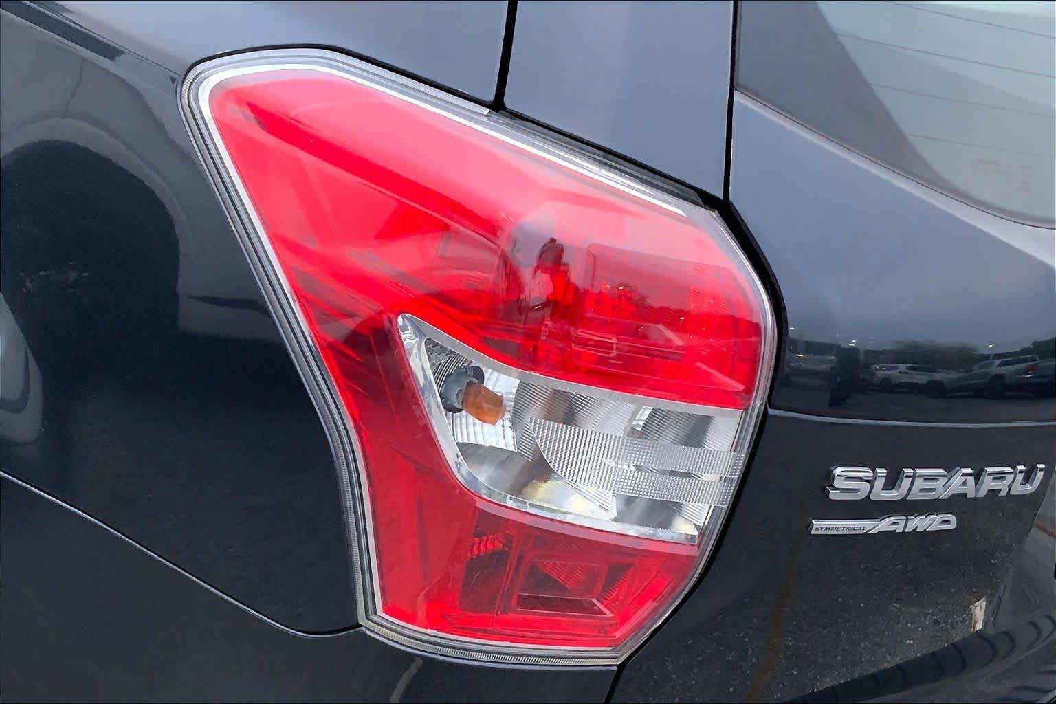 Used 2015 Subaru Forester 2.5i w/ Popular Package #2 AWD/4WD image 26