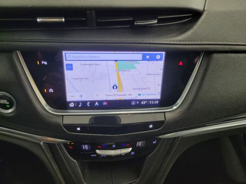 Certified 2025 Cadillac XT5 Premium Luxury image 7