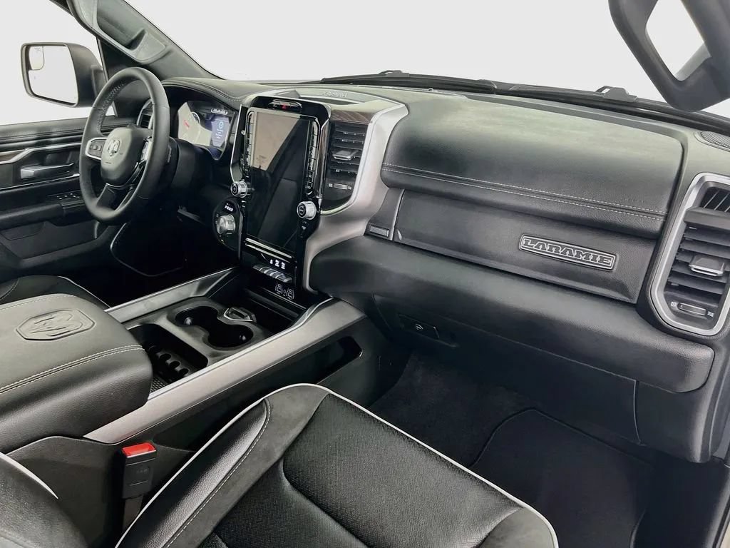Used 2026 RAM 1500 Laramie AWD/4WD image 30